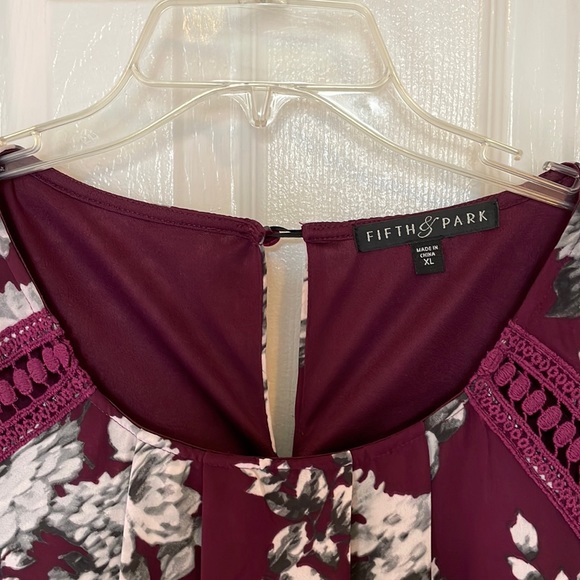 Fifth & Park Aline Dress, Burgundy dress with beautiful white design Siz… - Picture 8 of 12